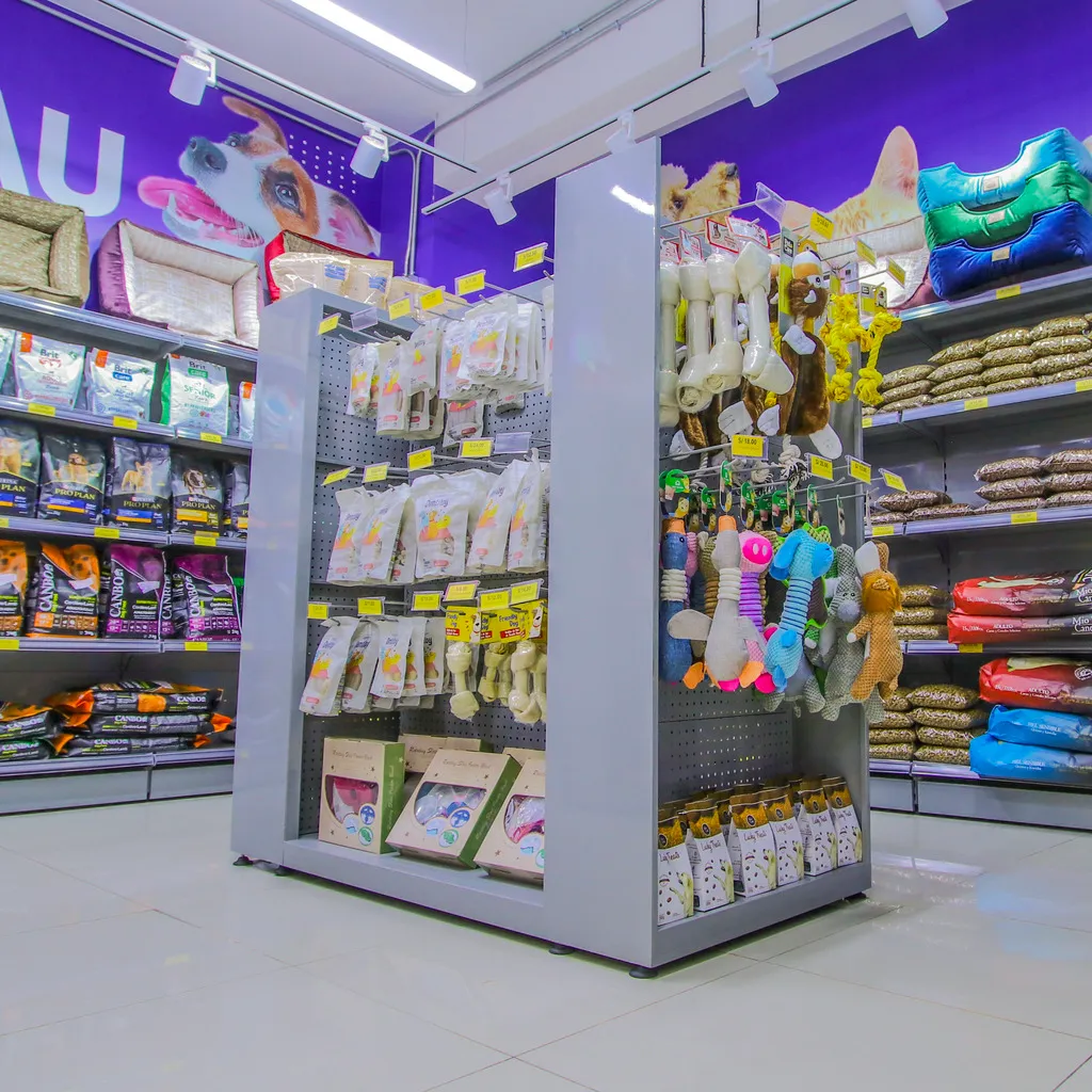 G&oacute;ndolas centrales para petshops y veterinarias