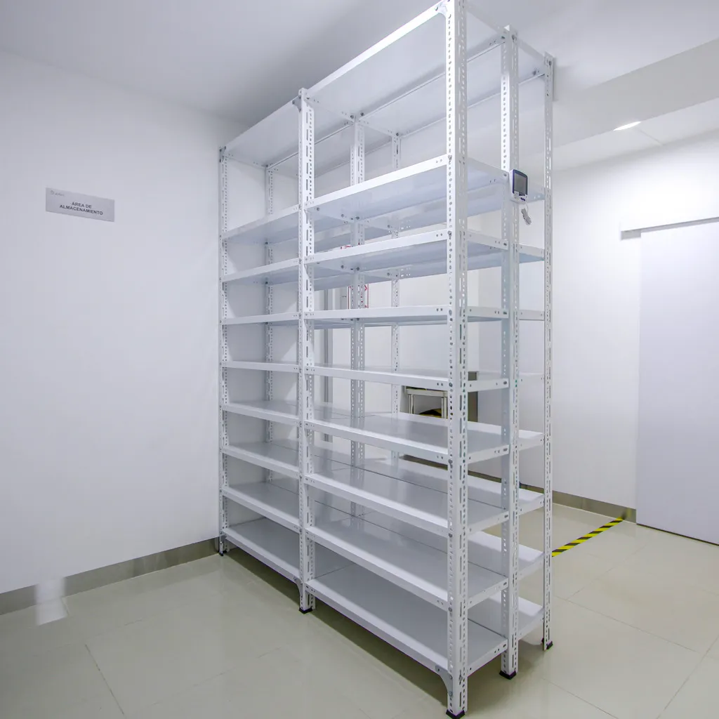 estantes met&aacute;licos para farmacias y boticas